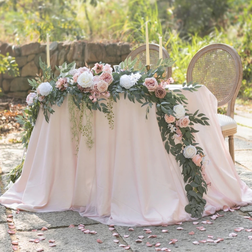 Ling's Moment 9ft Head Table Swag